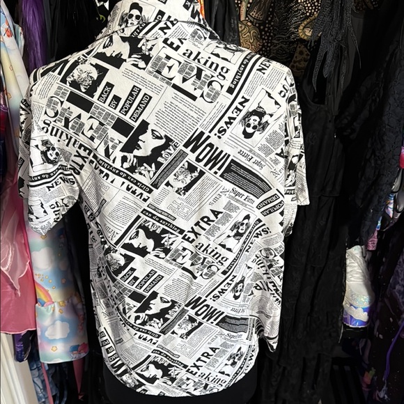 Self Esteem Goth Punk Fashion and Cats Newspaper Article Button Up Blouse M - Picture 6 of 7
